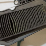Malas Bersihin Filter Udara, Siap-siap Motor Jadi Sering Mampir ke SPBU